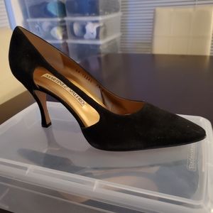 Martinez Valero Suede Heels. Size: 9.5